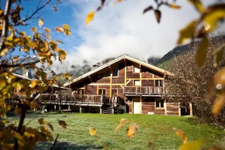 Location chalet à Chamonix Mont Blanc, Chalet rustique de luxe aux Bois