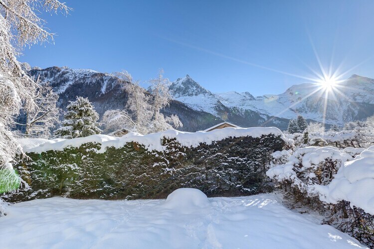 Chalet Favrands à Chamonix, vue Mont-Blanc et jacuzzi - Photo 22