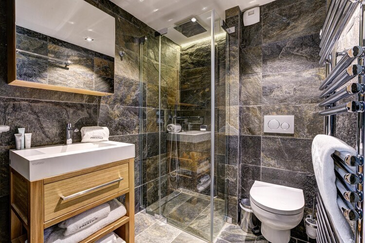 Black Pearl, chalet 5 chambres avec piscine chauffée - Photo 27