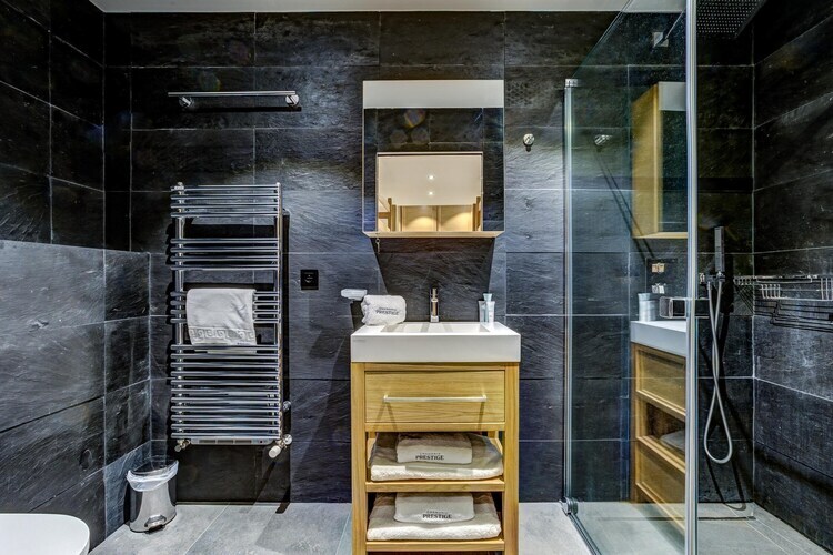 Black Pearl, chalet 5 chambres avec piscine chauffée - Photo 29