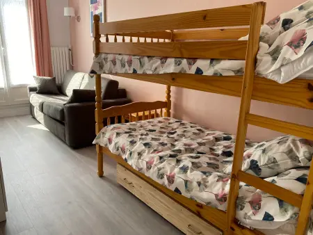Appartement 6 personnes aux Hêtres, centre La Bourboule : photo 5