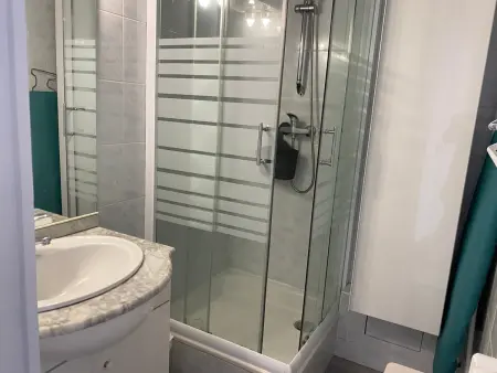 Appartement 6 personnes aux Hêtres, centre La Bourboule : photo 14