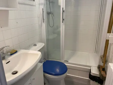 Appartement central avec balcon à La Bourboule : photo 5