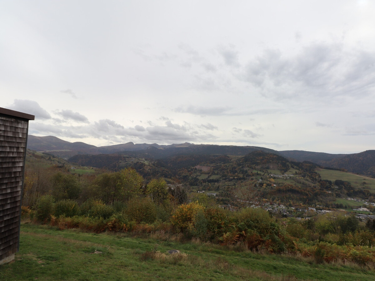 Duplex 40 m² vue Sancy, parking privé à Murat-le-Quaire - Photo 8