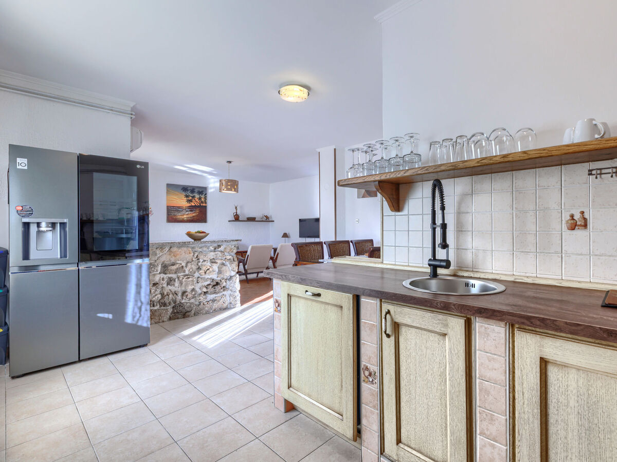 Villa Elli à Tinjan : 10 personnes, piscine privée - Photo 18