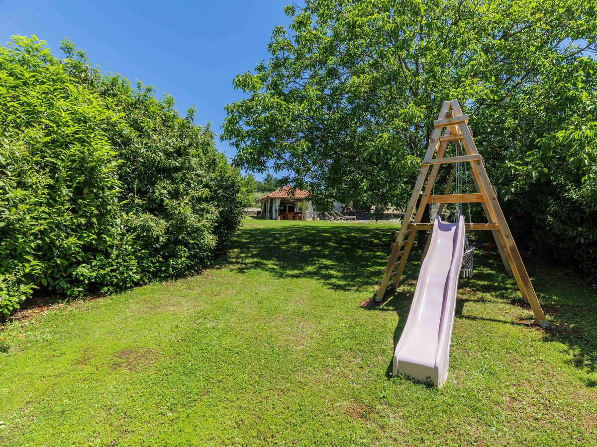Villa Elli à Tinjan : 10 personnes, piscine privée - Photo 37