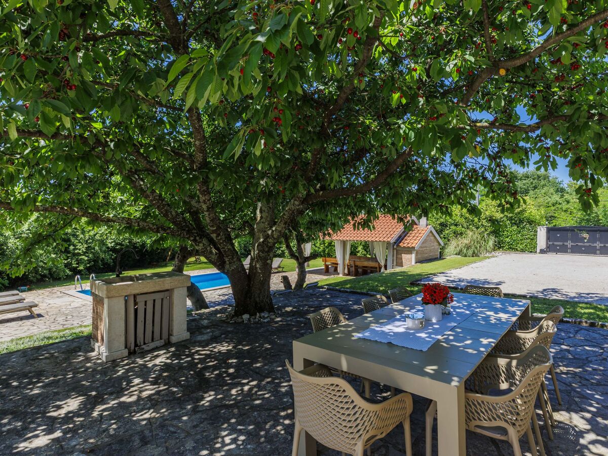 Villa Elli à Tinjan : 10 personnes, piscine privée - Photo 39