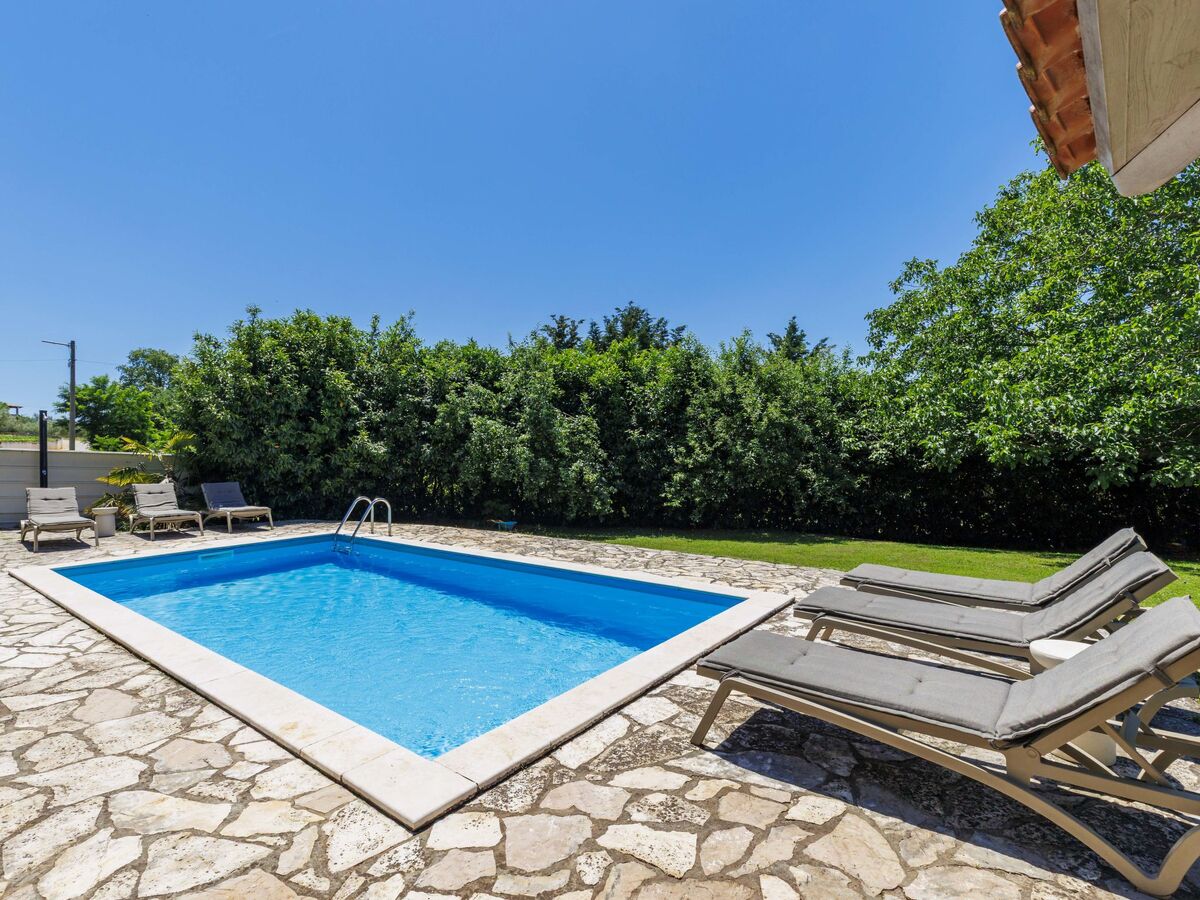Villa Elli à Tinjan : 10 personnes, piscine privée - Photo 41