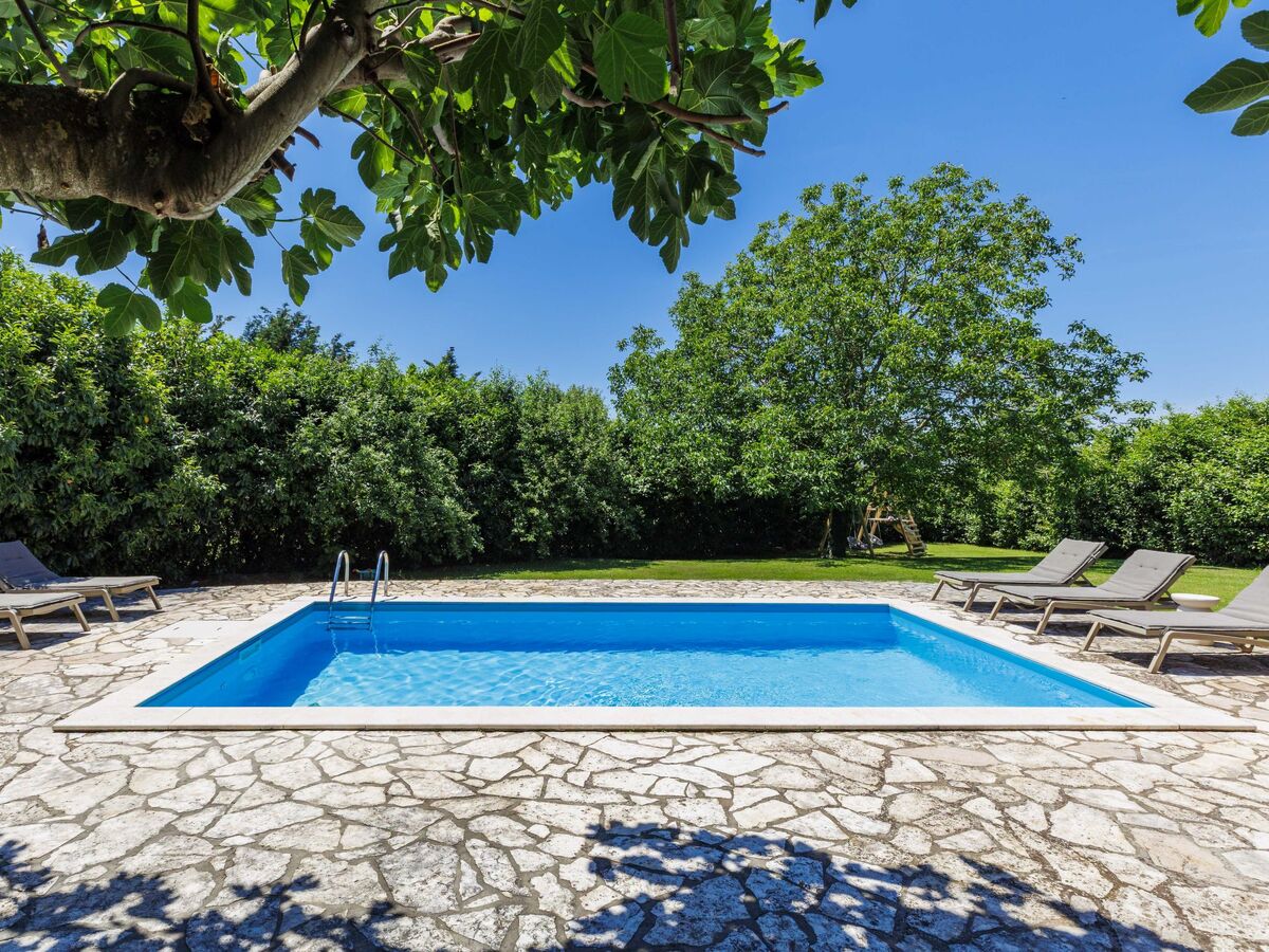 Villa Elli à Tinjan : 10 personnes, piscine privée - Photo 43