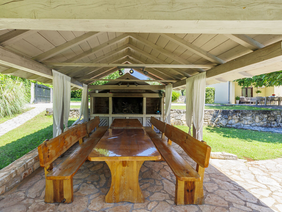 Villa Elli à Tinjan : 10 personnes, piscine privée - Photo 44