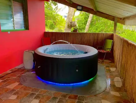Maison de charme avec spa et vue mer au Robert, Martinique : photo 2