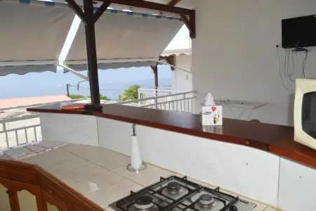 Appartement vue mer, piscine partagée et climatisation à Deshaies : photo 6
