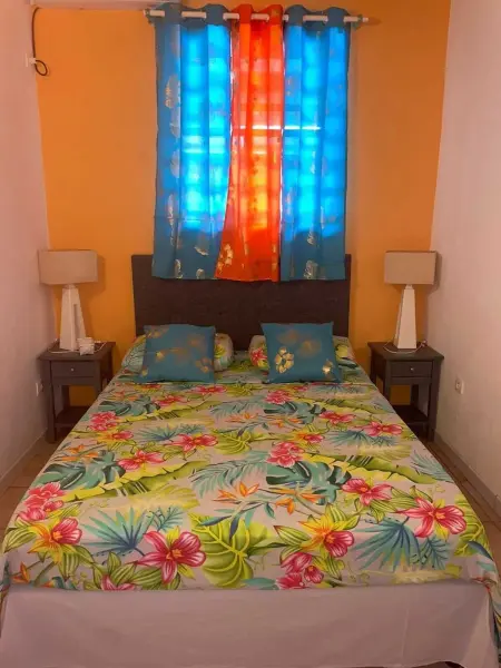 Appartement vue mer, piscine partagée et climatisation à Deshaies : photo 11