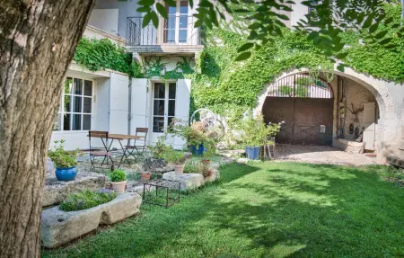 Maison de maître 17e siècle, 11 personnes, piscine : photo 14