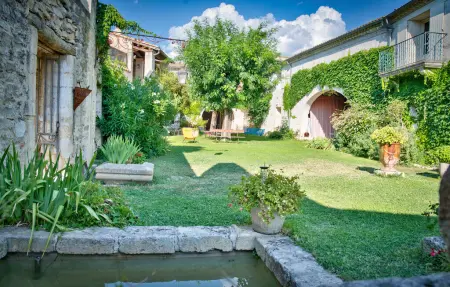 Maison de maître 17e siècle, 11 personnes, piscine : photo 18