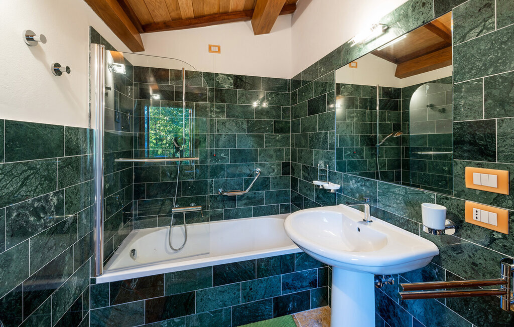 Maison 6 personnes à Valfornace - Photo 12