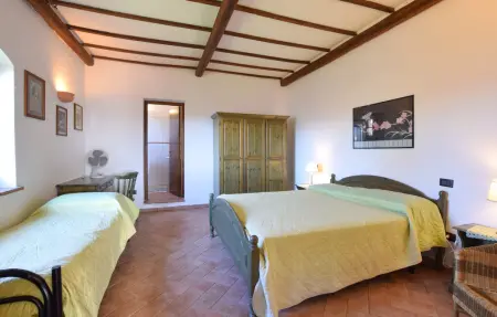 Maison 18 personnes avec piscine en Ombrie : photo 35