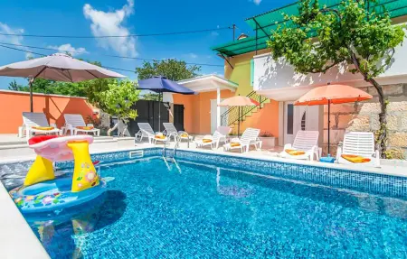 Location maison à Tinjan