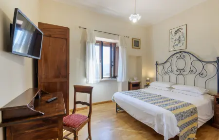 Maison 7 chambres avec piscine à Rivodutri : photo 36