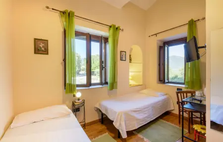 Maison 7 chambres avec piscine à Rivodutri : photo 40
