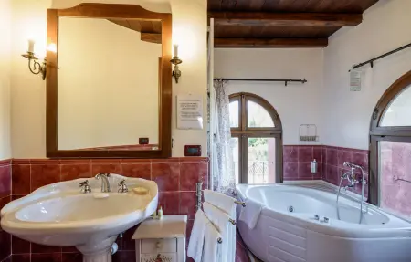 Maison 7 chambres avec piscine à Rivodutri : photo 46
