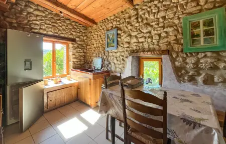 Maison 18ème siècle avec piscine aux Mages : photo 5