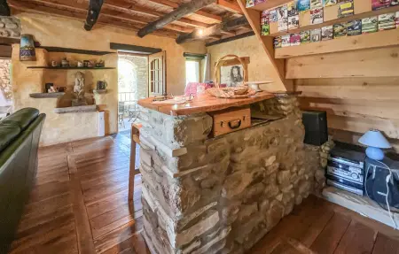 Maison 18ème siècle avec piscine aux Mages : photo 6