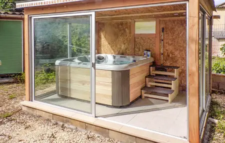 Maison 18ème siècle avec piscine aux Mages : photo 8