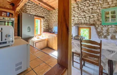 Maison 18ème siècle avec piscine aux Mages : photo 23
