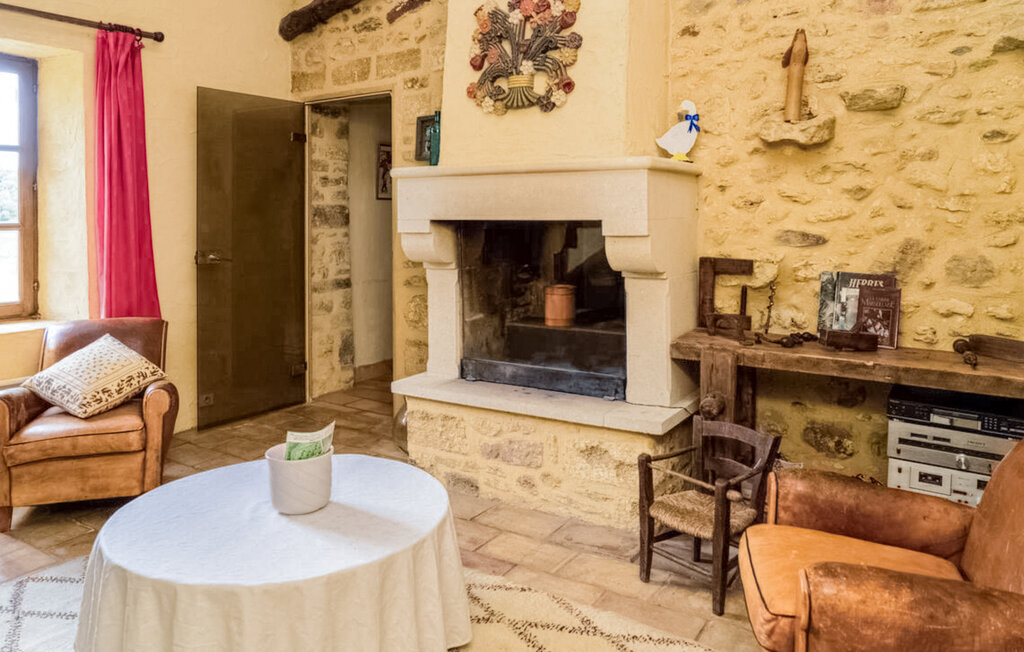 Mas de 260 m² avec piscine privée près d'Uzès - Photo 7