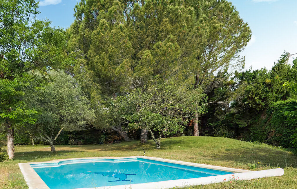 Mas de 260 m² avec piscine privée près d'Uzès - Photo 10