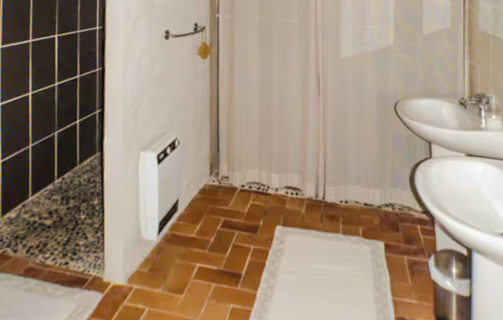 Mas de 260 m² avec piscine privée près d'Uzès - Photo 18