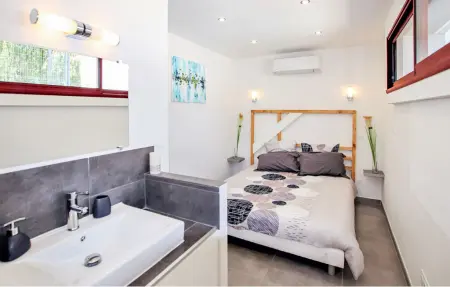 White House Spa, maison 6 pers. avec jacuzzi : photo 8