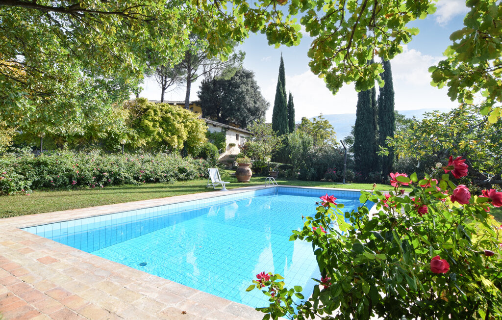 Casa dei Lecci, Maison 20 personnes à Foligno - Photo 1