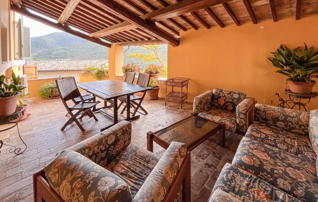 Casa dei Lecci, Maison 20 personnes à Foligno - Photo 3