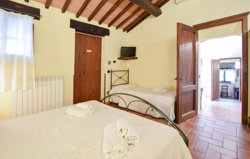 Maison d'Ombrie avec piscine commune à Todi - Photo 10