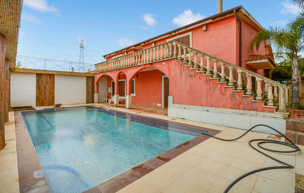 Maison 10 personnes à Vittoria - Photo 1