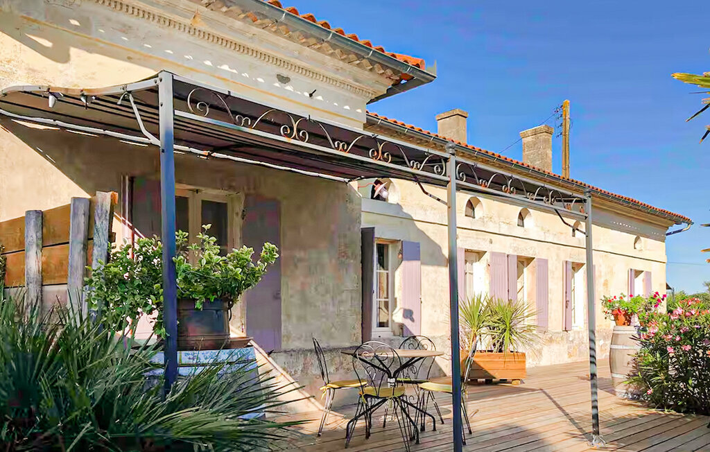 Maison pierre et poutres avec piscine chauffée à Mombrier - Photo 2
