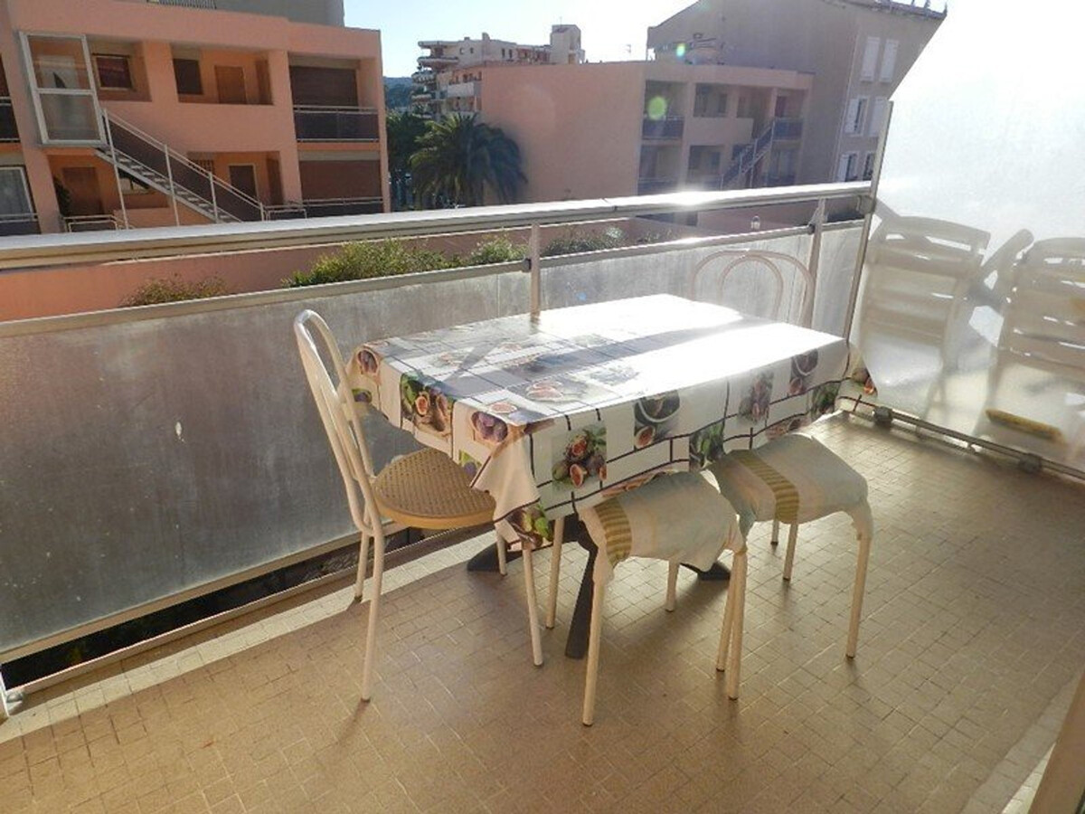 T2 50m² terrasse Sud au cœur du Lavandou - Photo 2