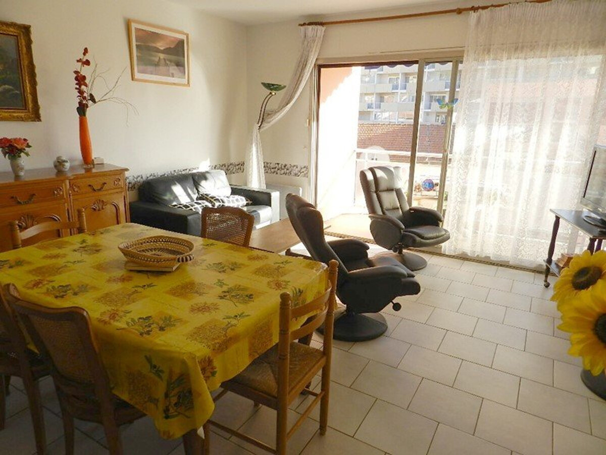 T2 50m² terrasse Sud au cœur du Lavandou - Photo 3