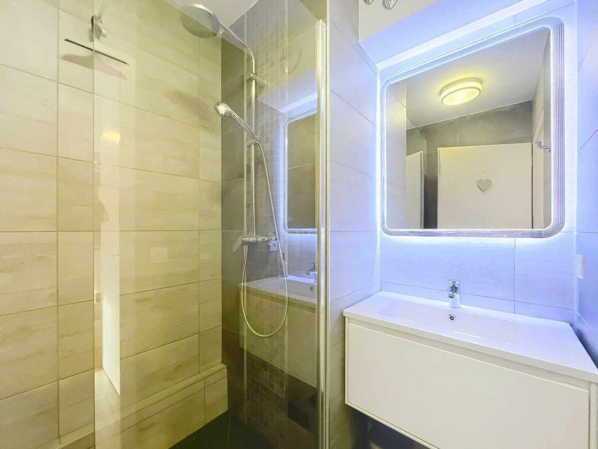 T3 rénové 40 m² au Corbier, balcon sud, vue pistes - Photo 13