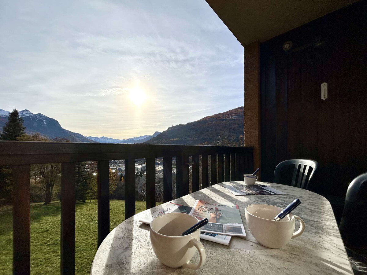 Studio 30m² balcon vue Mont Prorel - Briançon - Photo 1