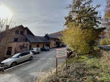 Location appartement à Briançon, Studio spacieux avec balcon et parking - Briançon 4 pers