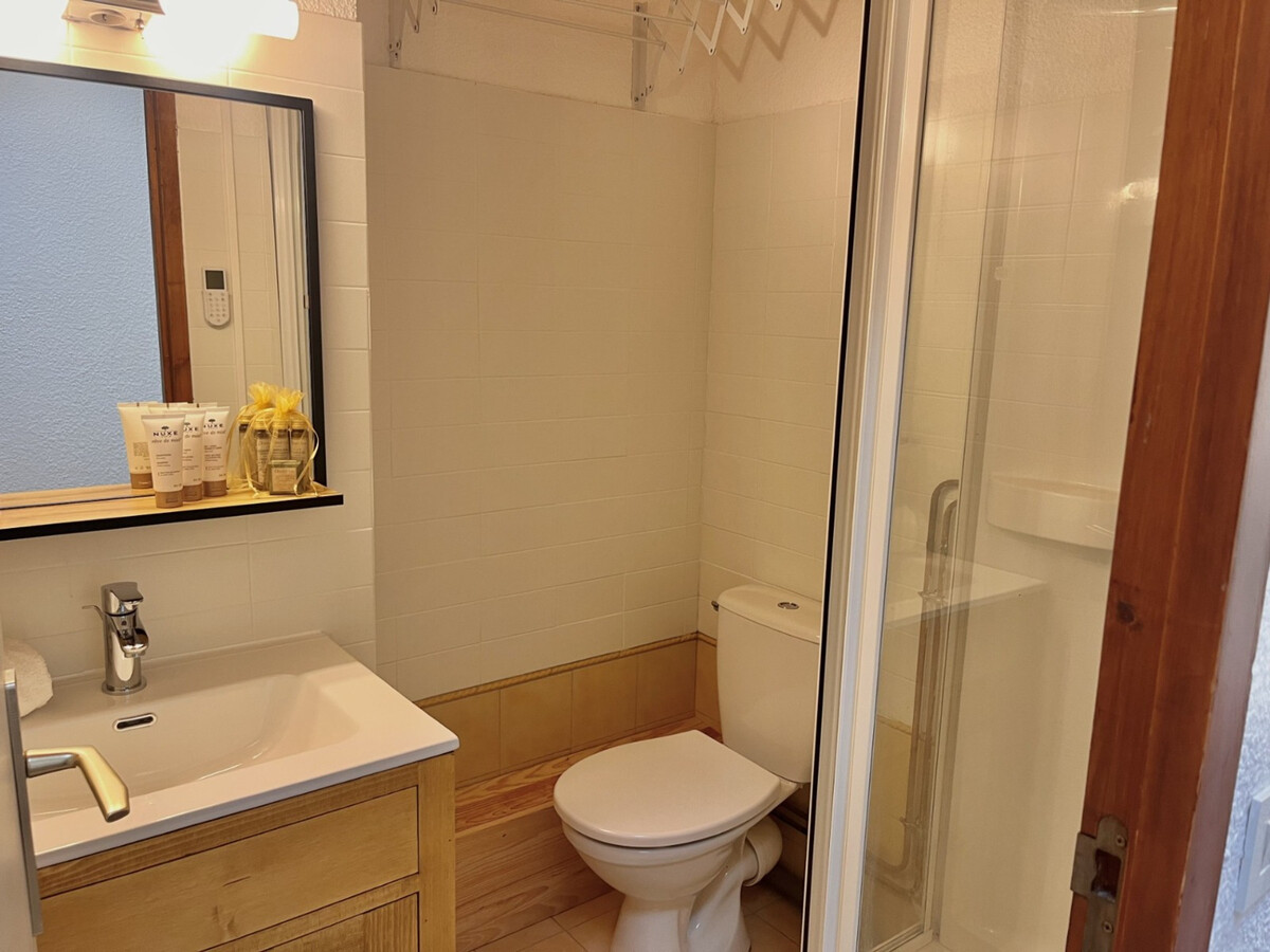 Duplex ski aux pieds 29 m² avec parking à Méribel - Photo 8