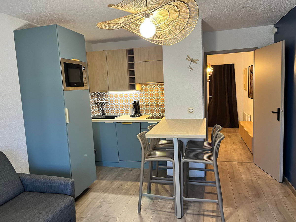 Studio rénové 28 m² avec balcon, parking privé, accès pistes - Photo 1