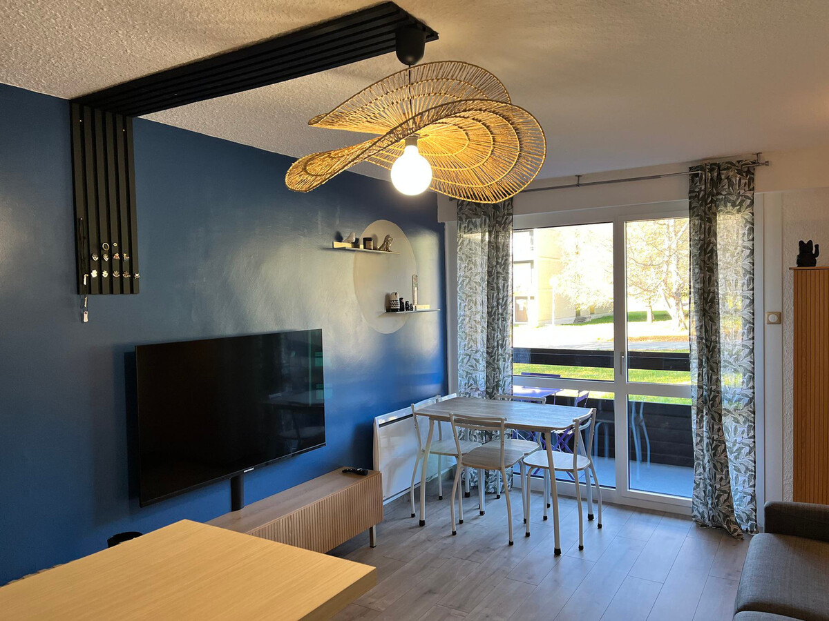 Studio rénové 28 m² avec balcon, parking privé, accès pistes - Photo 9