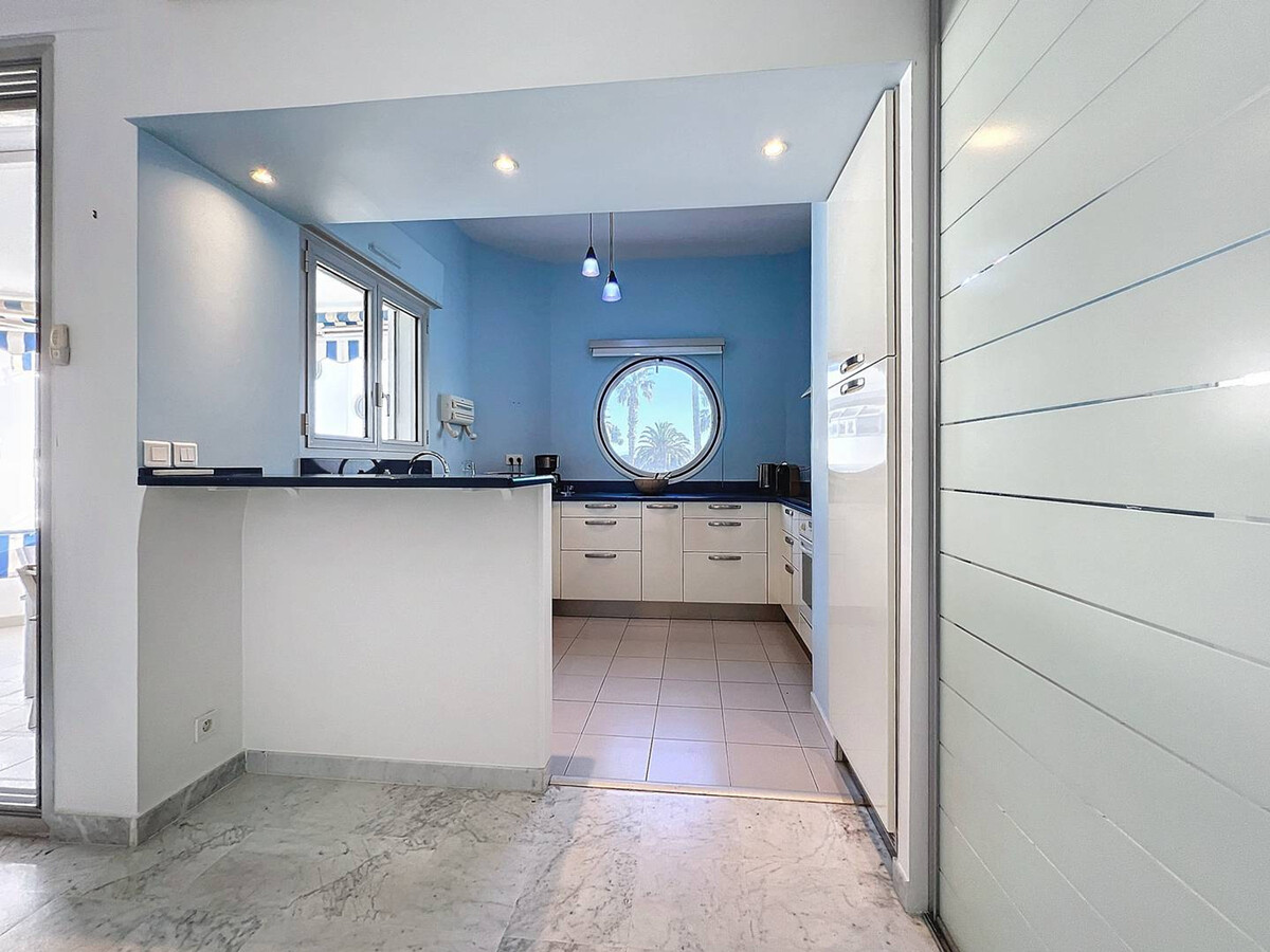 Appartement 3 pièces climatisé, vue mer et garage à La Ciotat - Photo 5