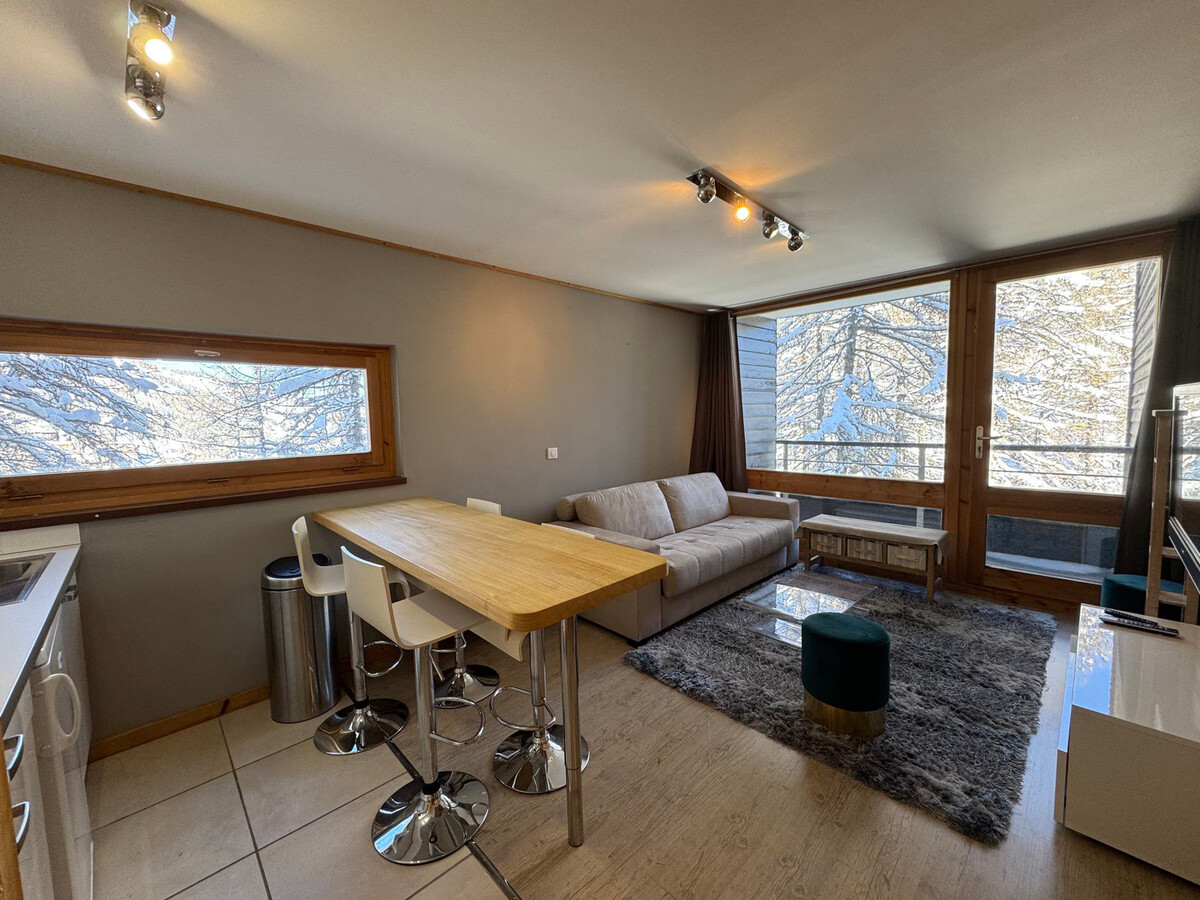 Appartement 2 chambres Vars, casier à ski, balcon - Photo 1