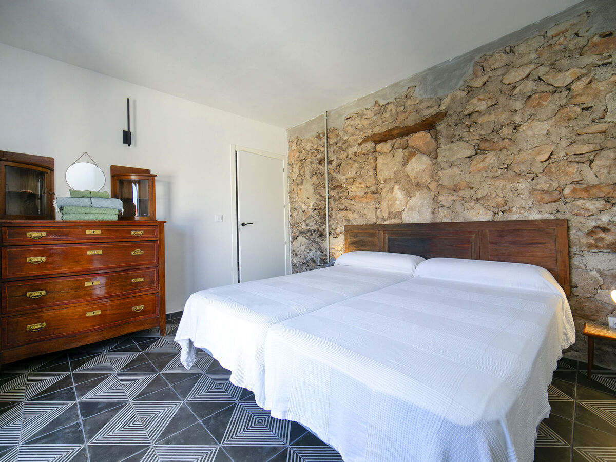 Maison Peral - 8 pers, piscine privée à Orba - Photo 4