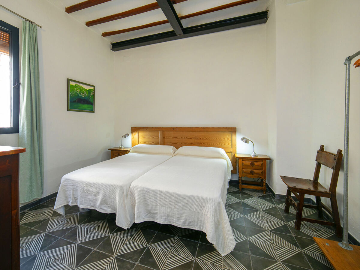 Maison Peral - 8 pers, piscine privée à Orba - Photo 13